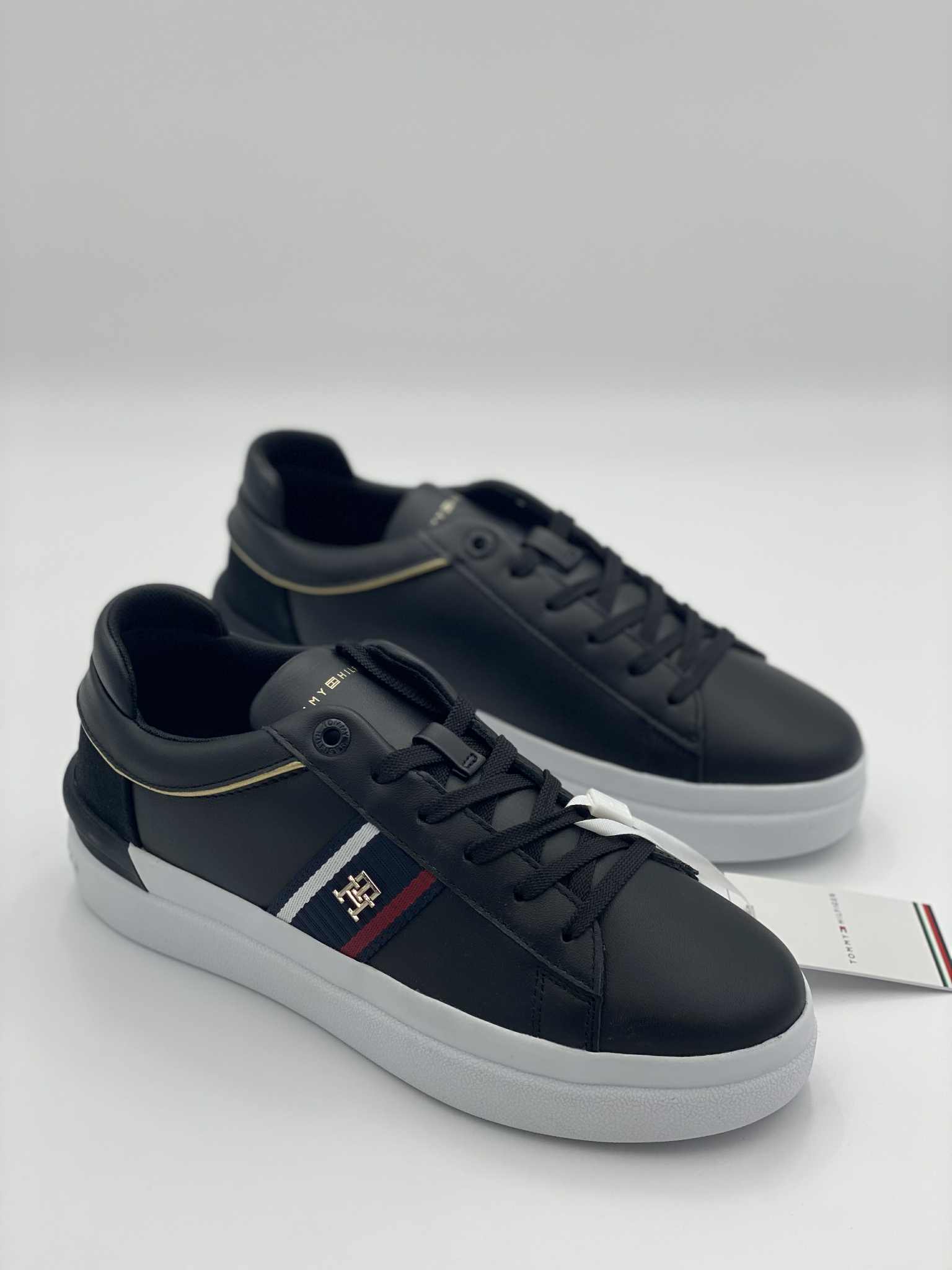 Tommy Hilfiger Women's Sneakers Black