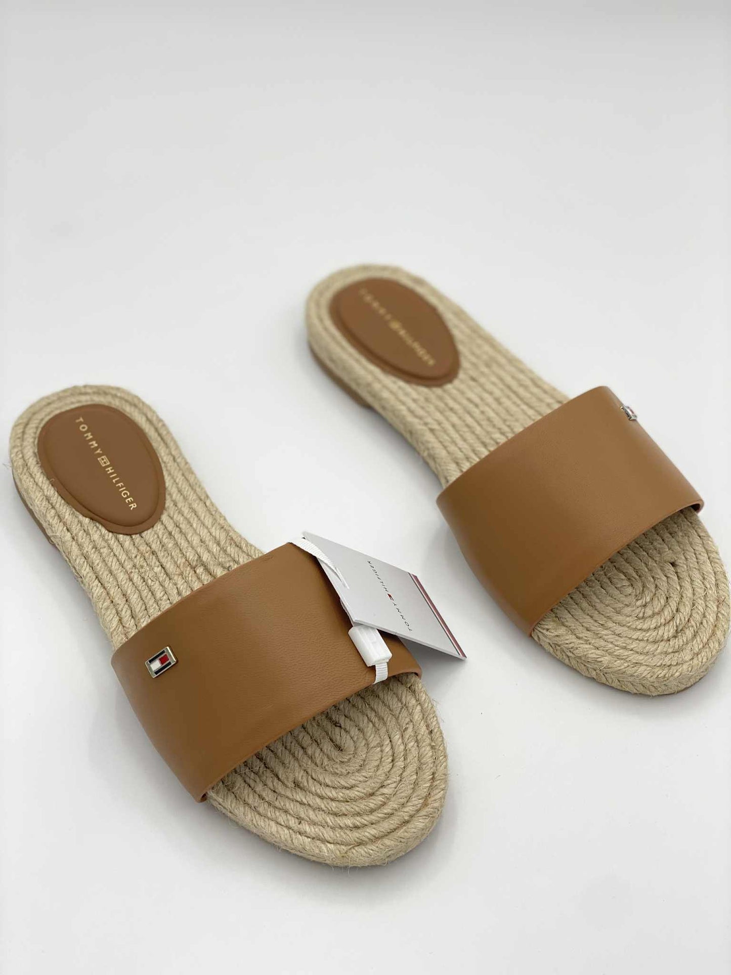 Mules - summer cognac