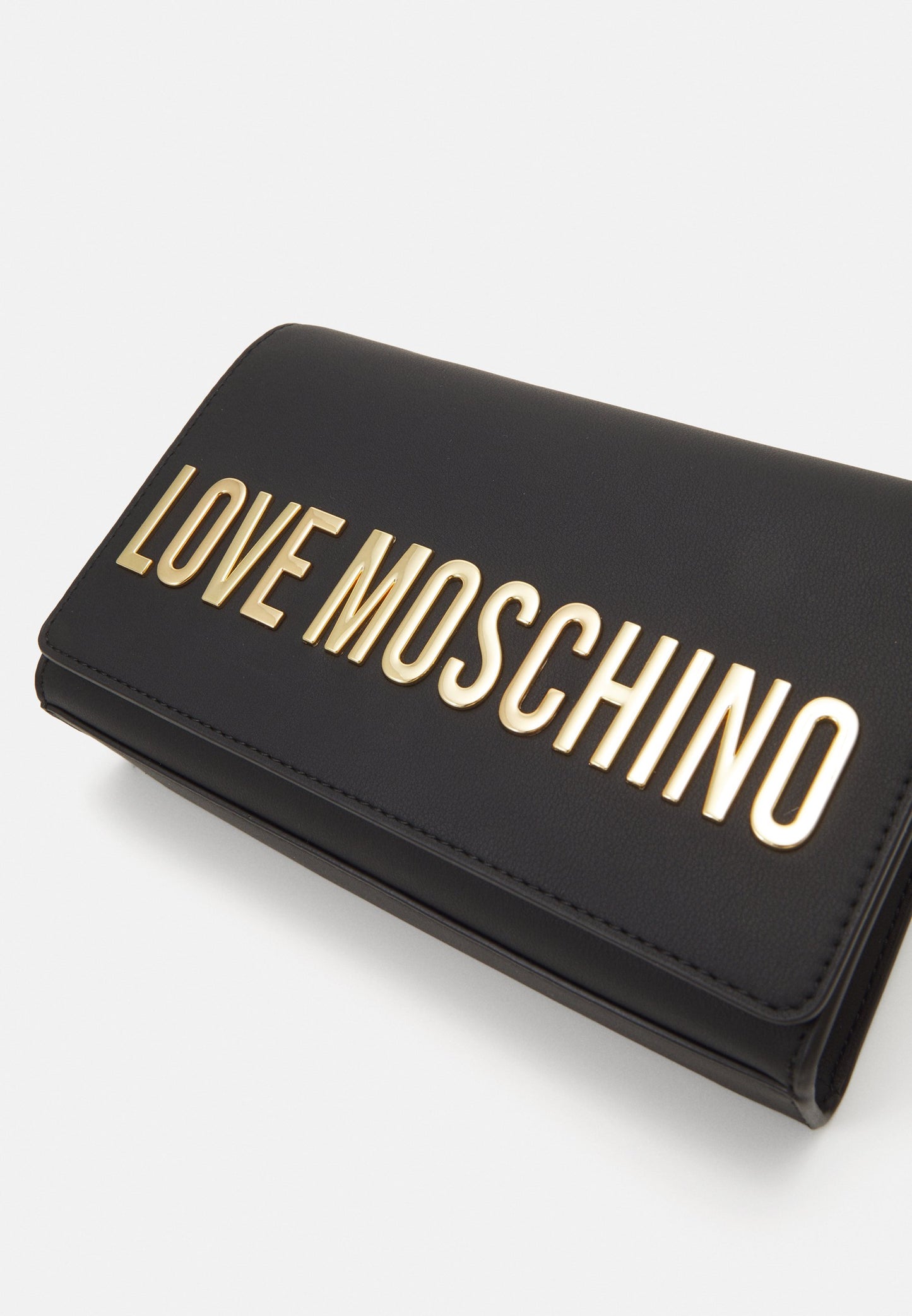 New collection love moschino