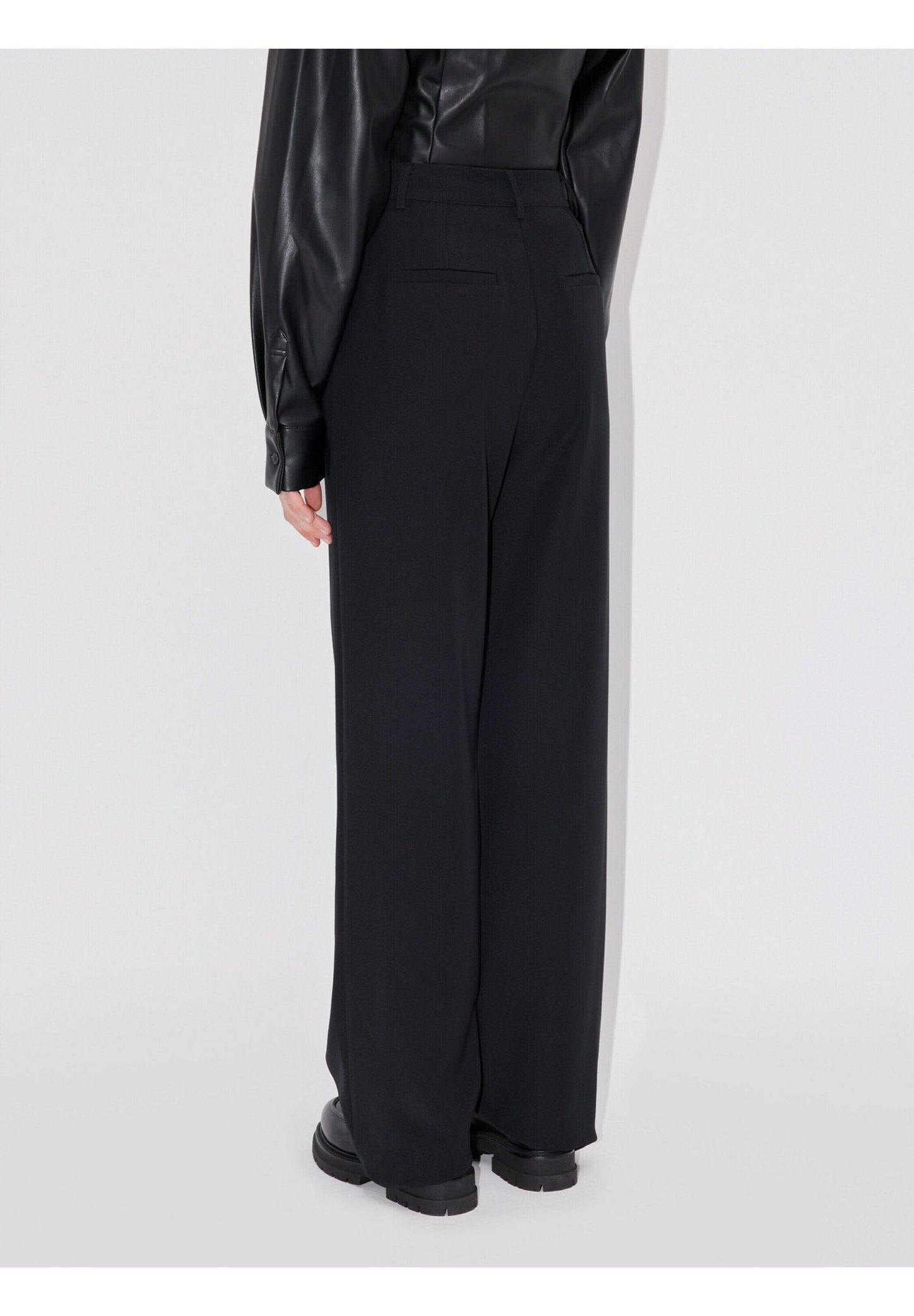 Inge Pants Tall Black Women
LeGer by Lena Gercke