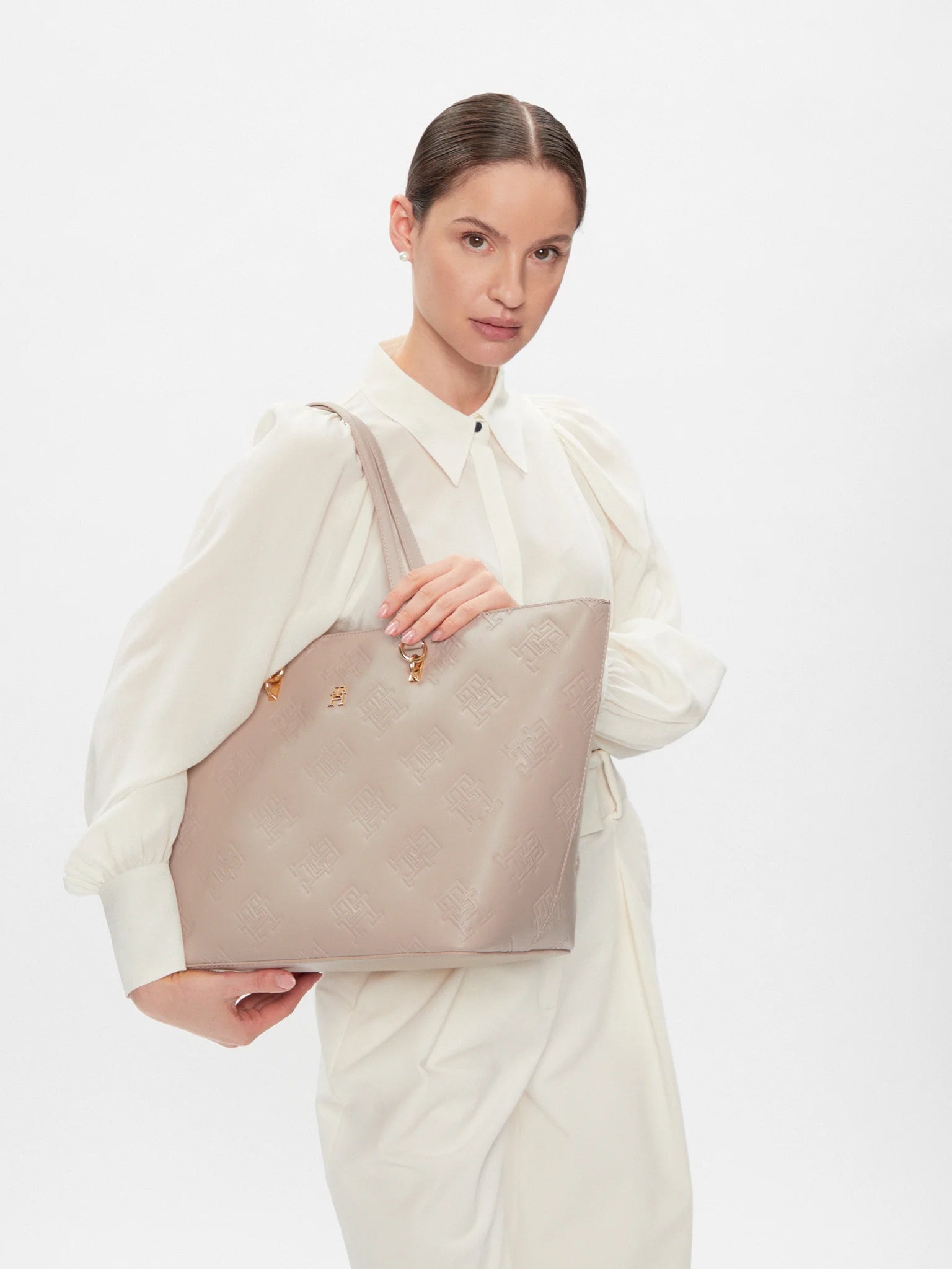 Th Refined Tote Mono Bag