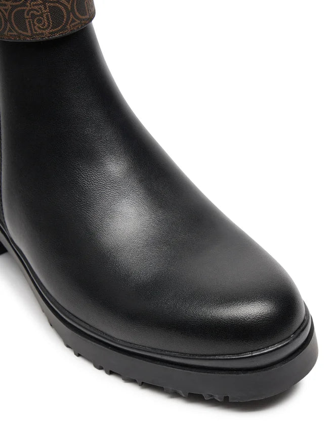 Platform ankle boots