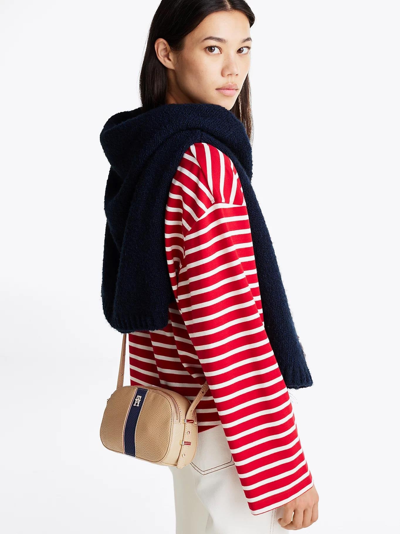 Shoulder bag Th legacy TOMMY HILFIGER