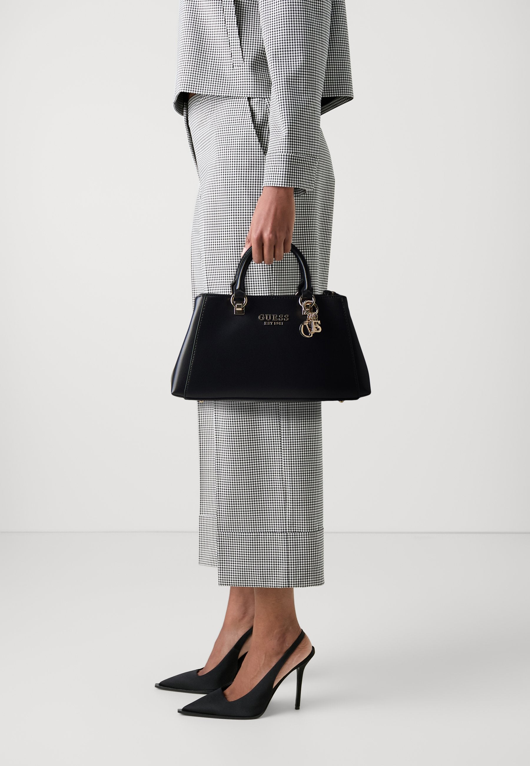 EVELUNE GIRLFRIEND SATCHEL - Handbag