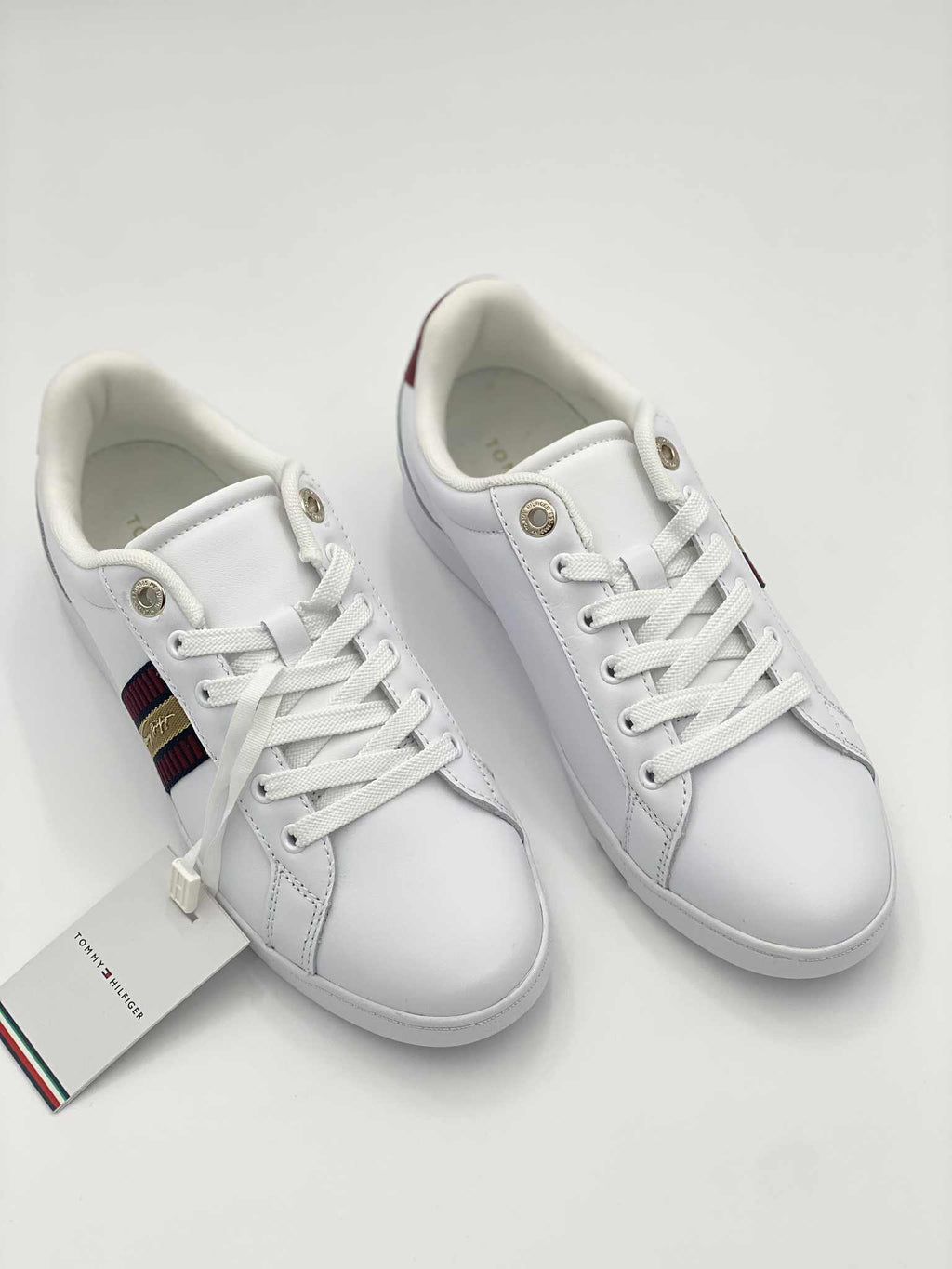 Tommy Hilfiger leather sneakers