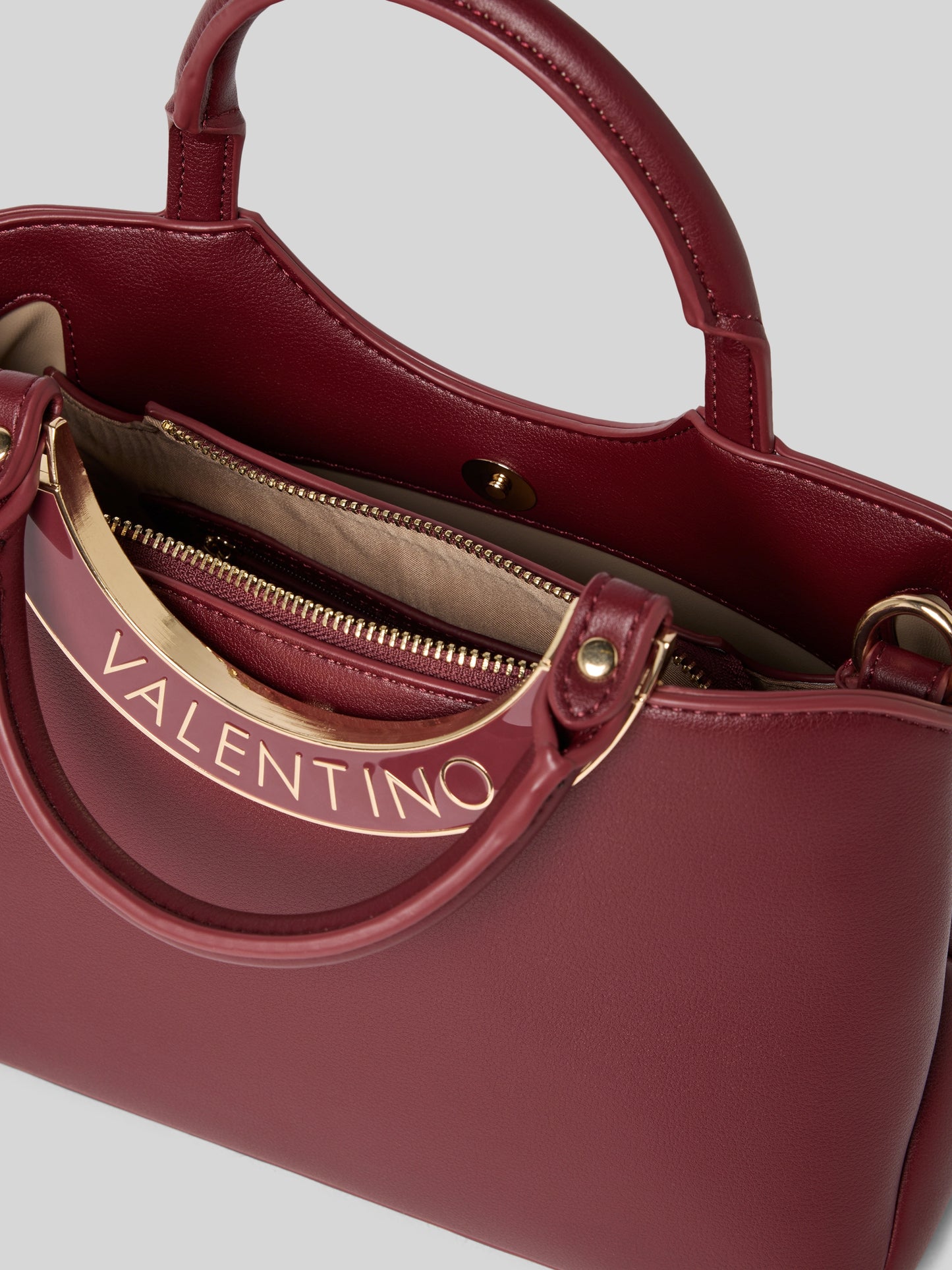 Wendy valentino bag