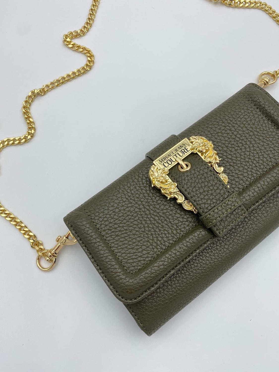 WALLET WITH CHAIN