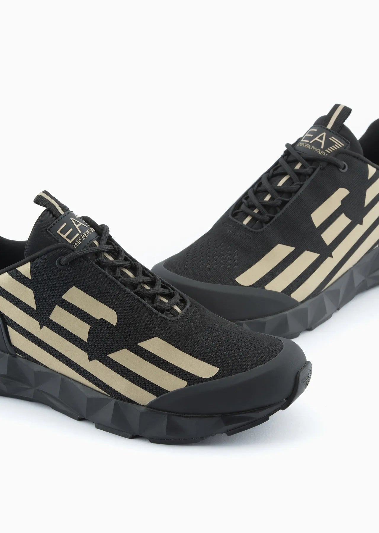 Ultimate C2 Kombat sneakers