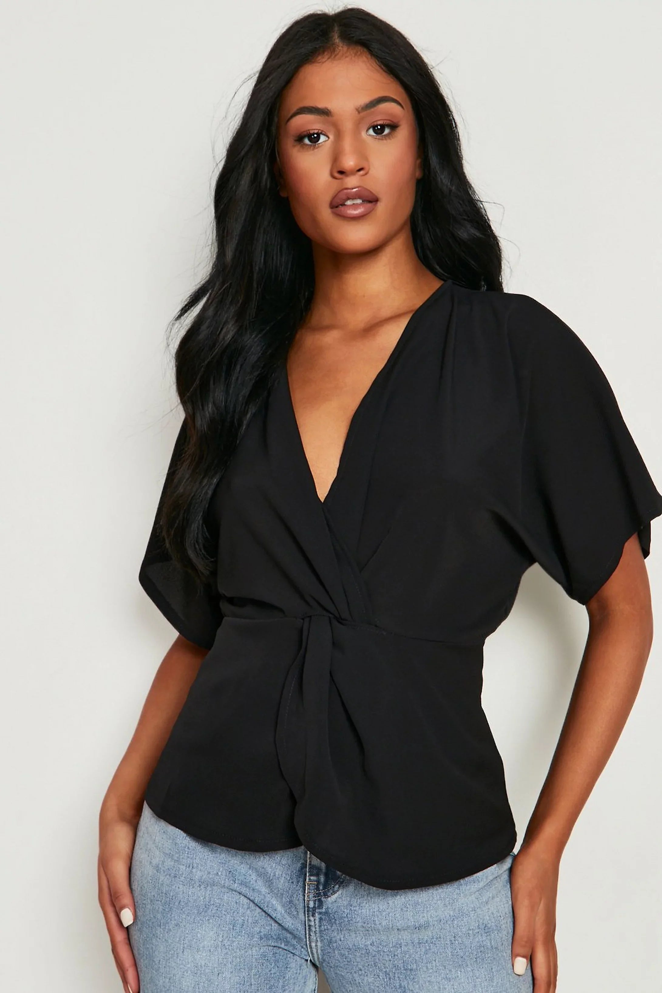 Knot Front Woven Blouse Women
Boohoo
