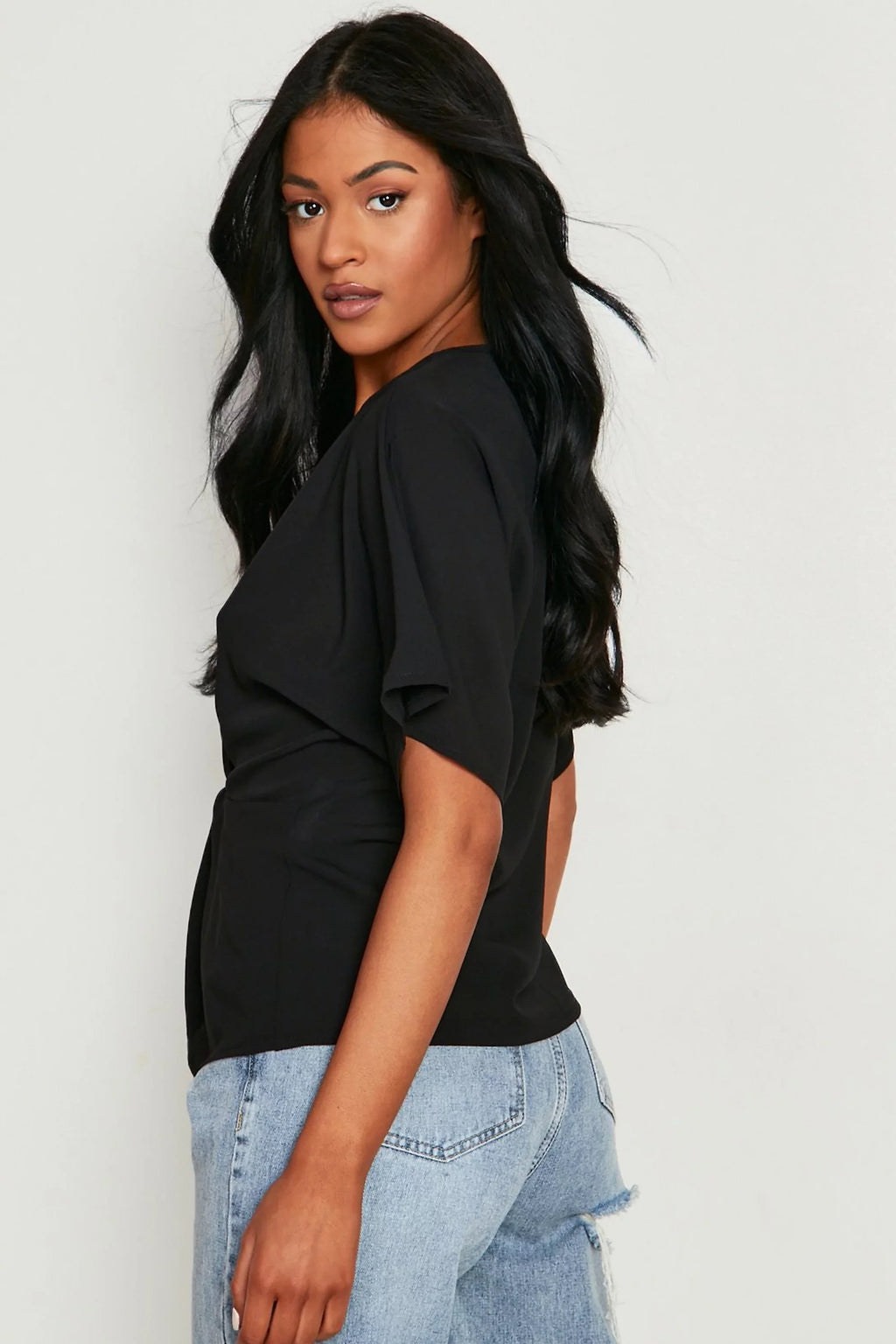 Knot Front Woven Blouse Women
Boohoo