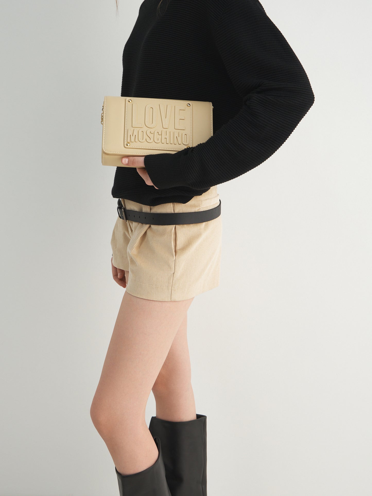 New collection love moschino