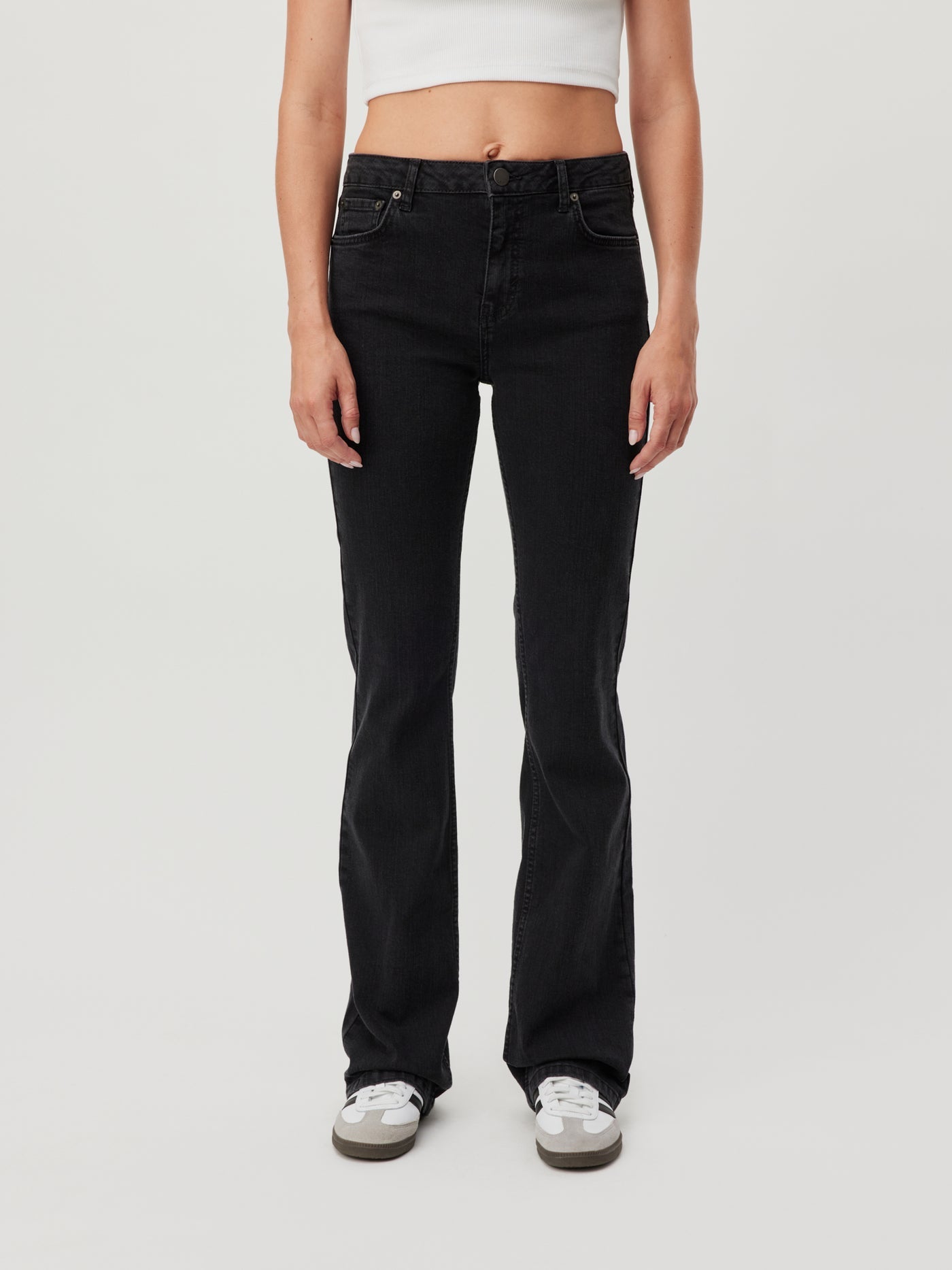 Leyla Pants Black Denim Wash
Women LeGer by Lena Gercke