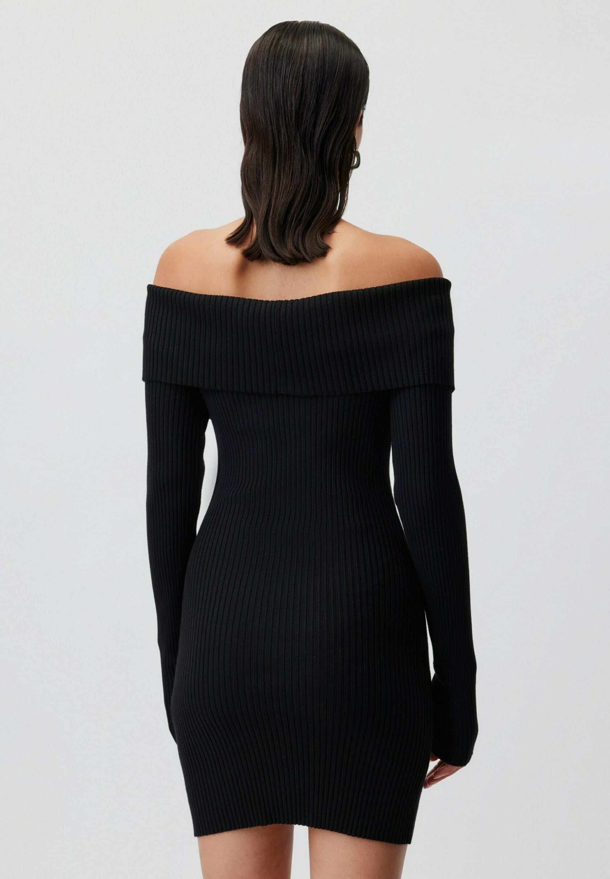 Maren Dress Black Women LeGer
by Lena Gercke