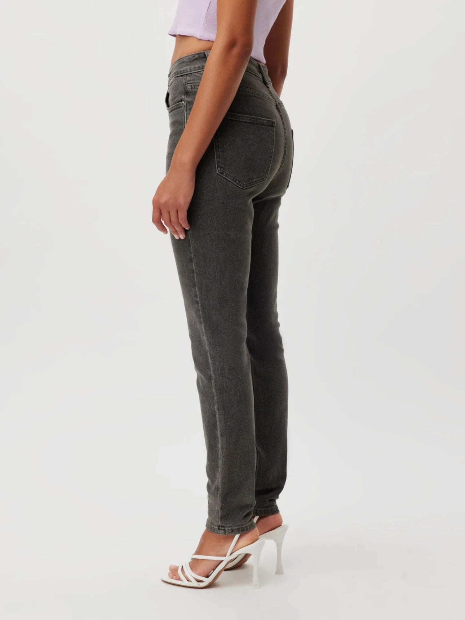 Alva Jeans light grey denim
Women LeGer by Lena Gercke