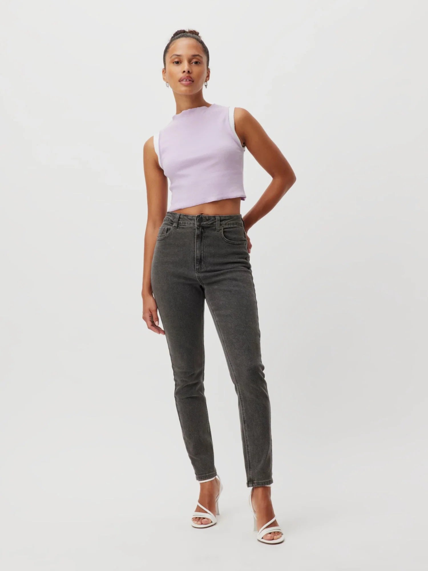 Alva Jeans light grey denim
Women LeGer by Lena Gercke