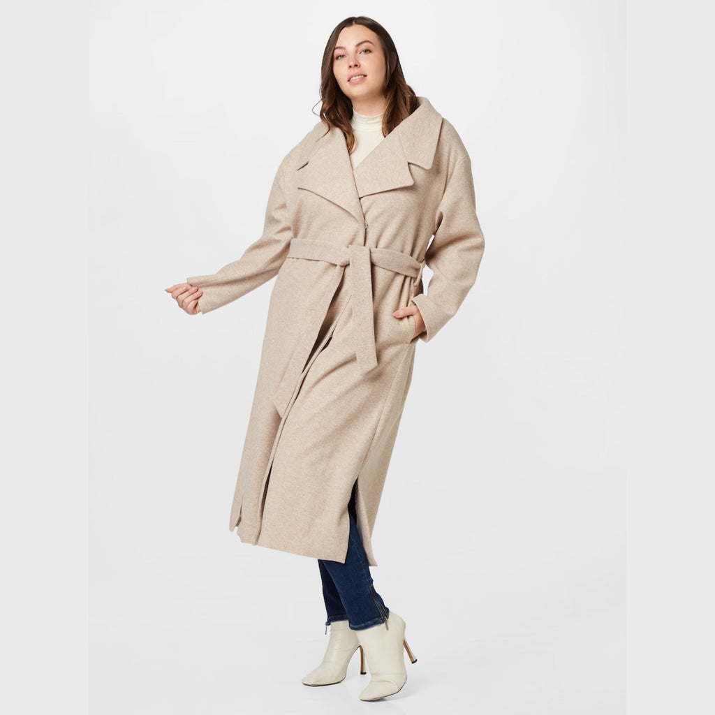 Jara Coat Women About You
Curvy