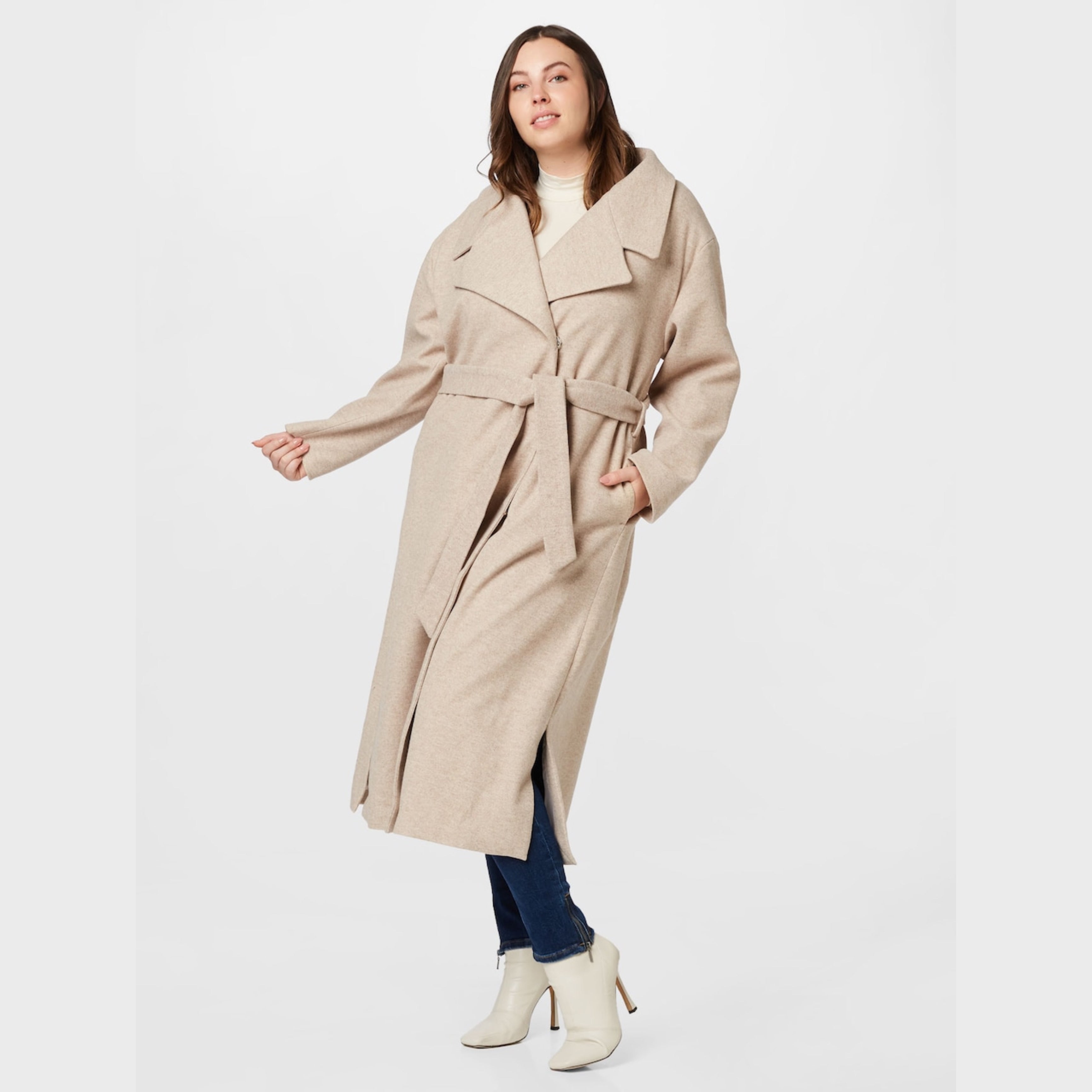Jara Coat Women About You
Curvy