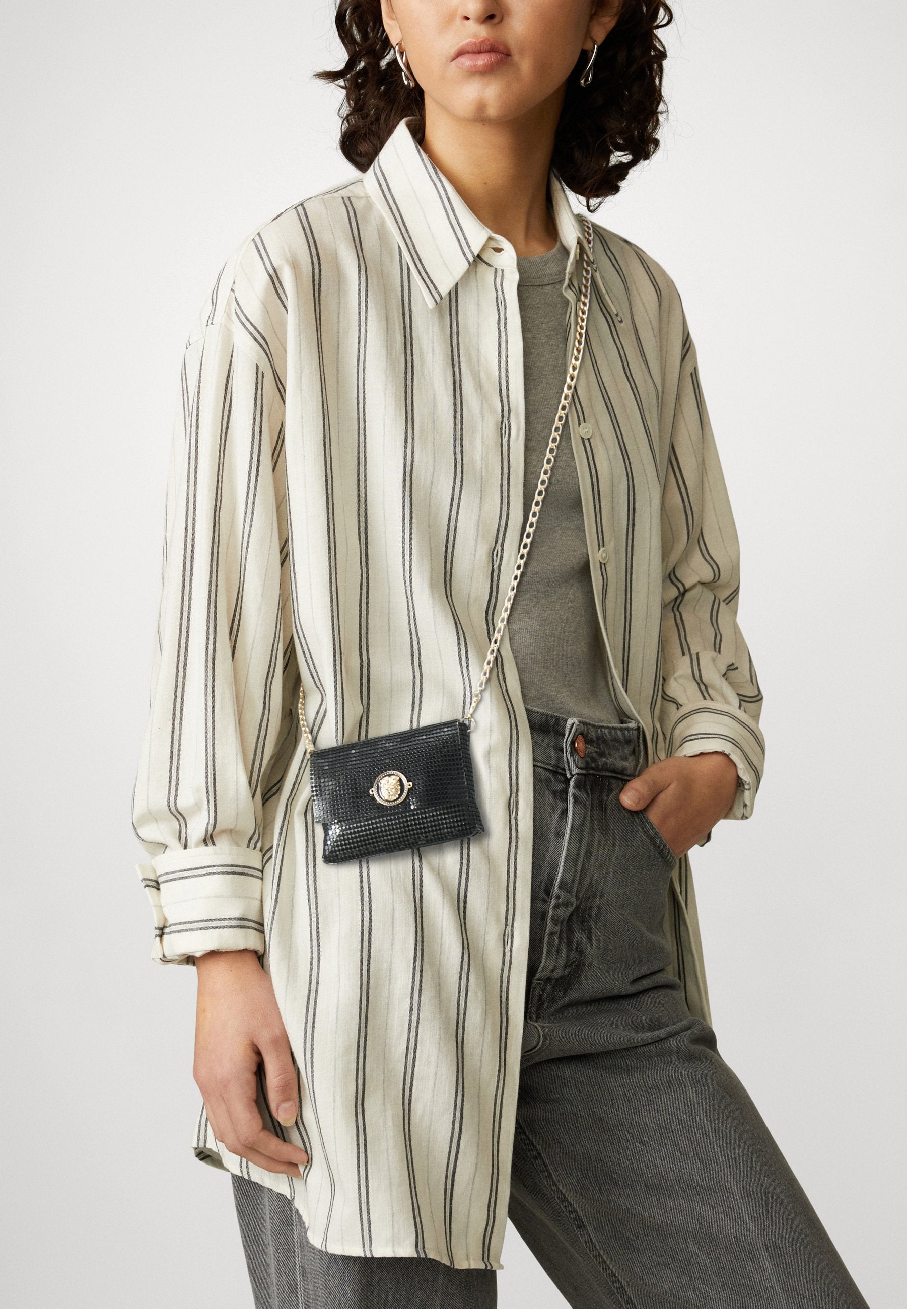Aldo clutch