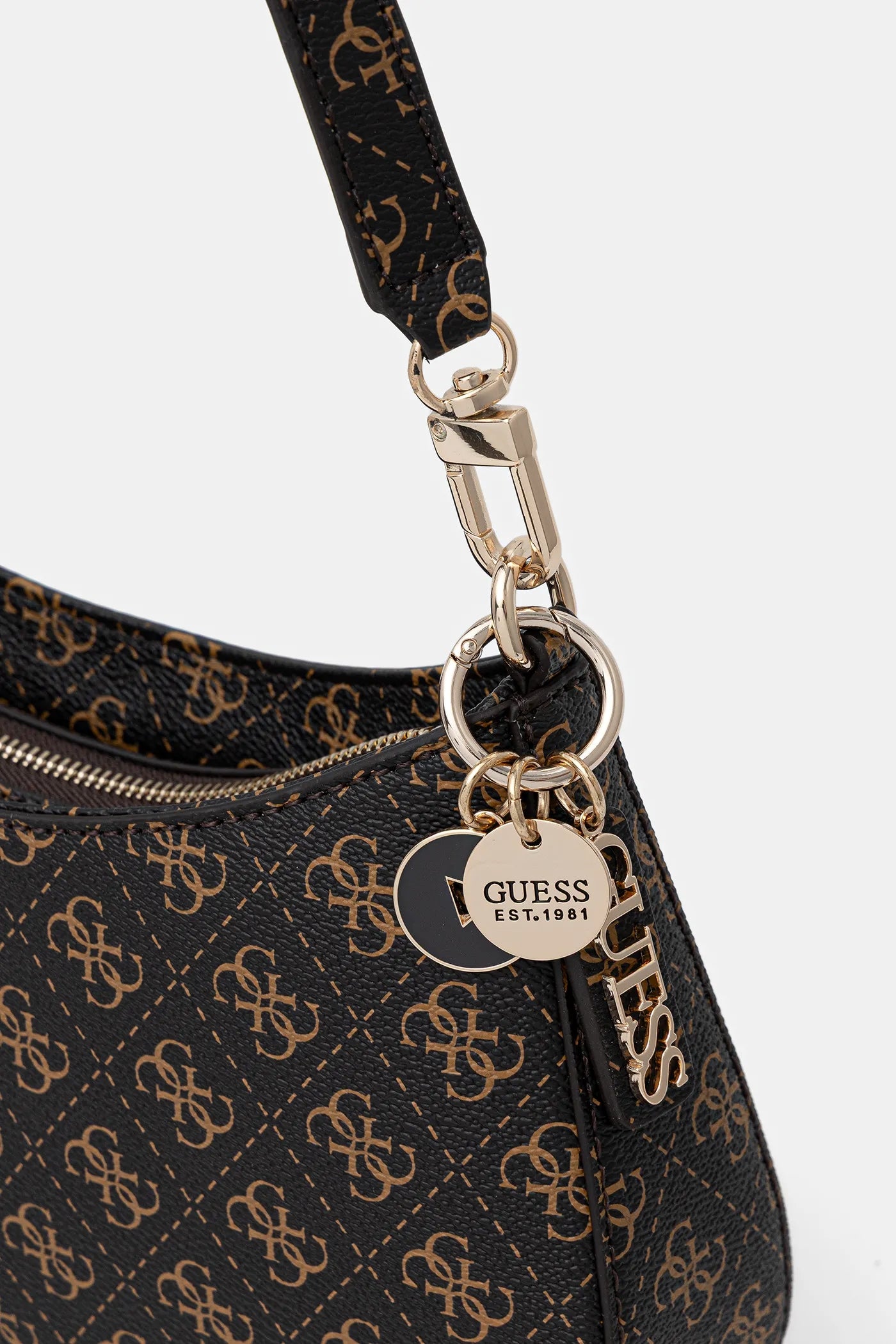 Noelle saffiano shoulder bag