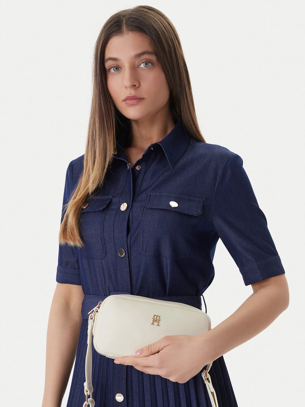 LOGOTAPE CAMERA - Crossbody bag - soft cream