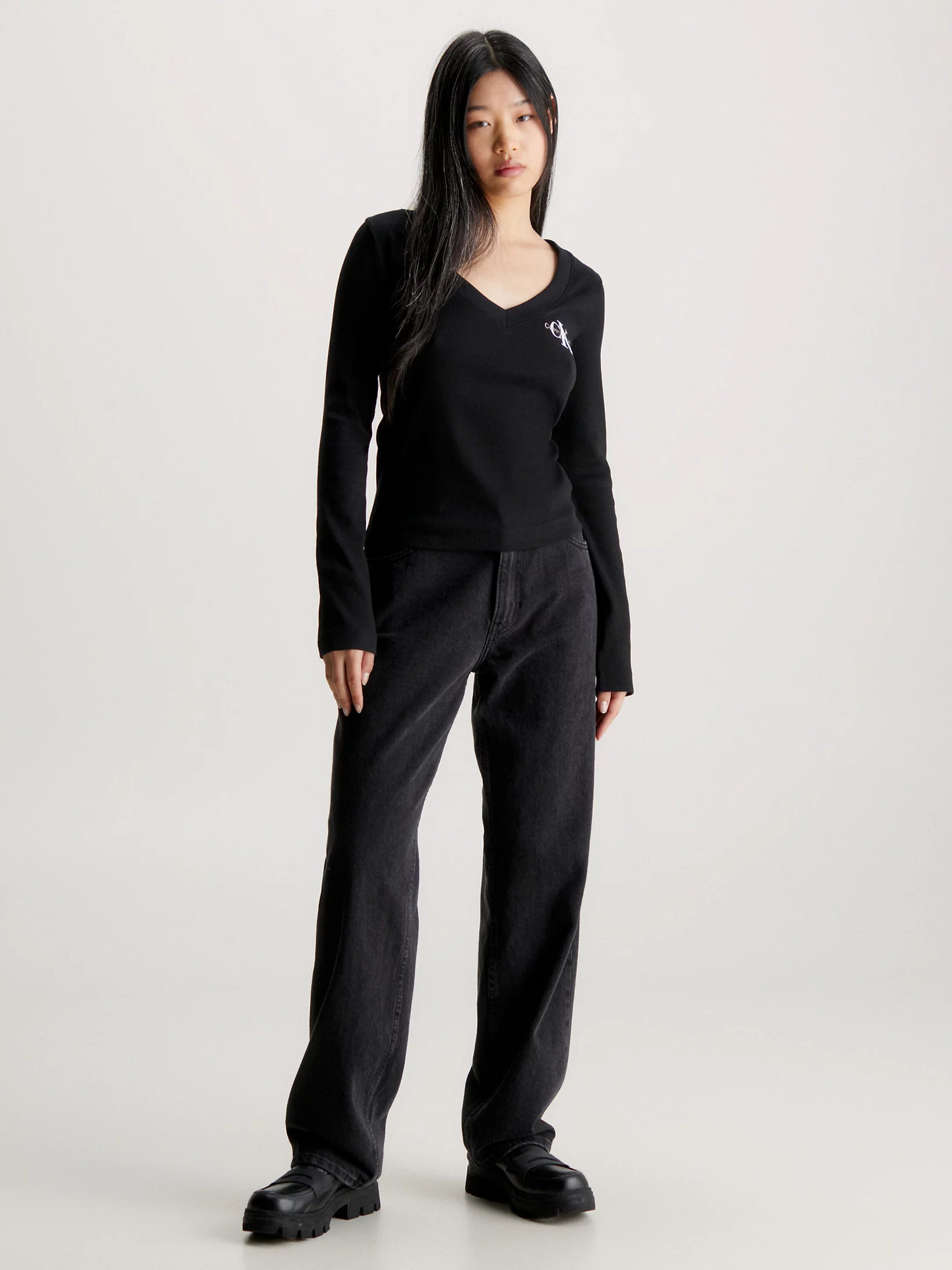 Slim Ribbed V-Neck Top