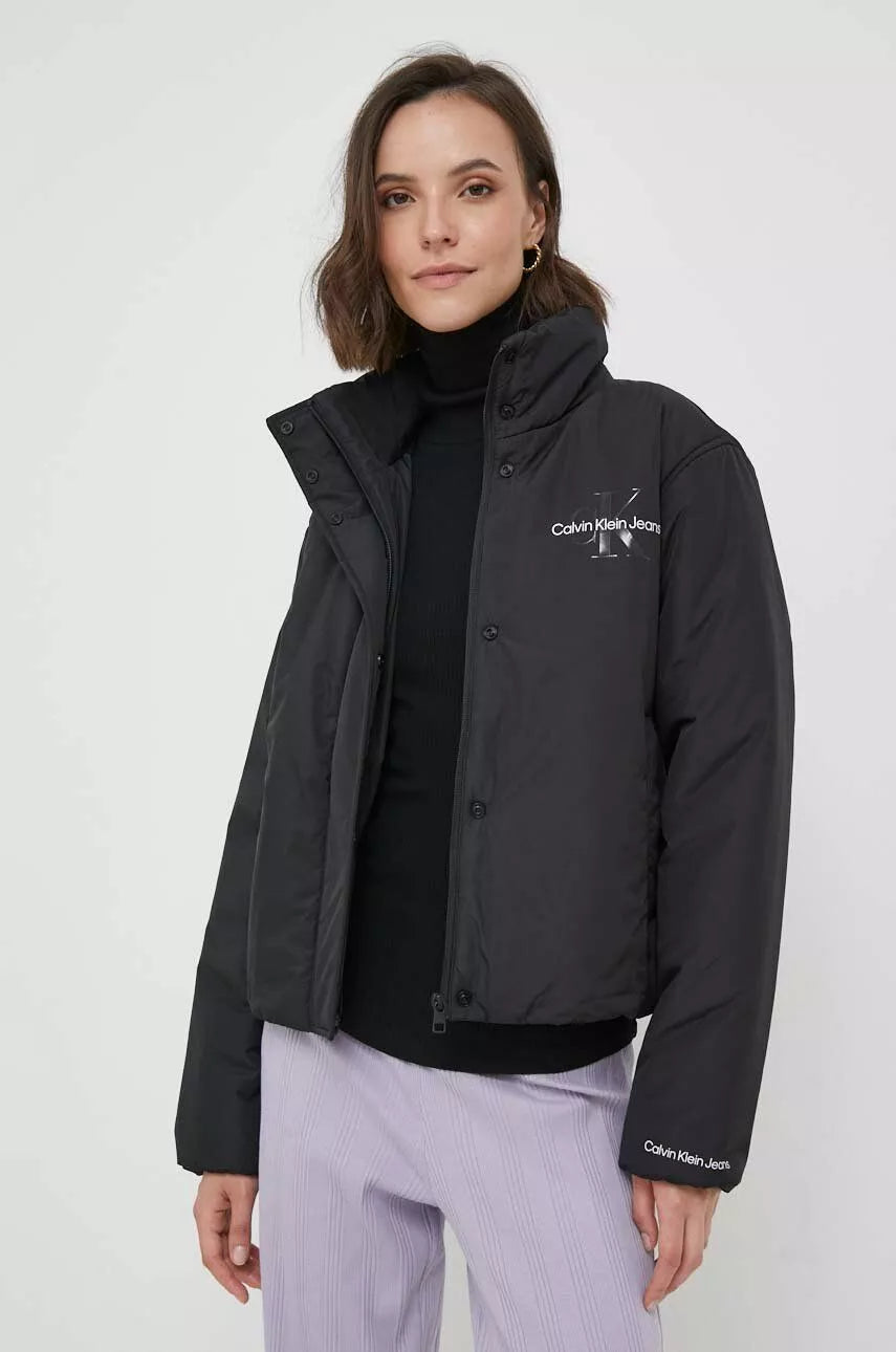 SHORT LIGHTWEIGHT PADDED JACKET