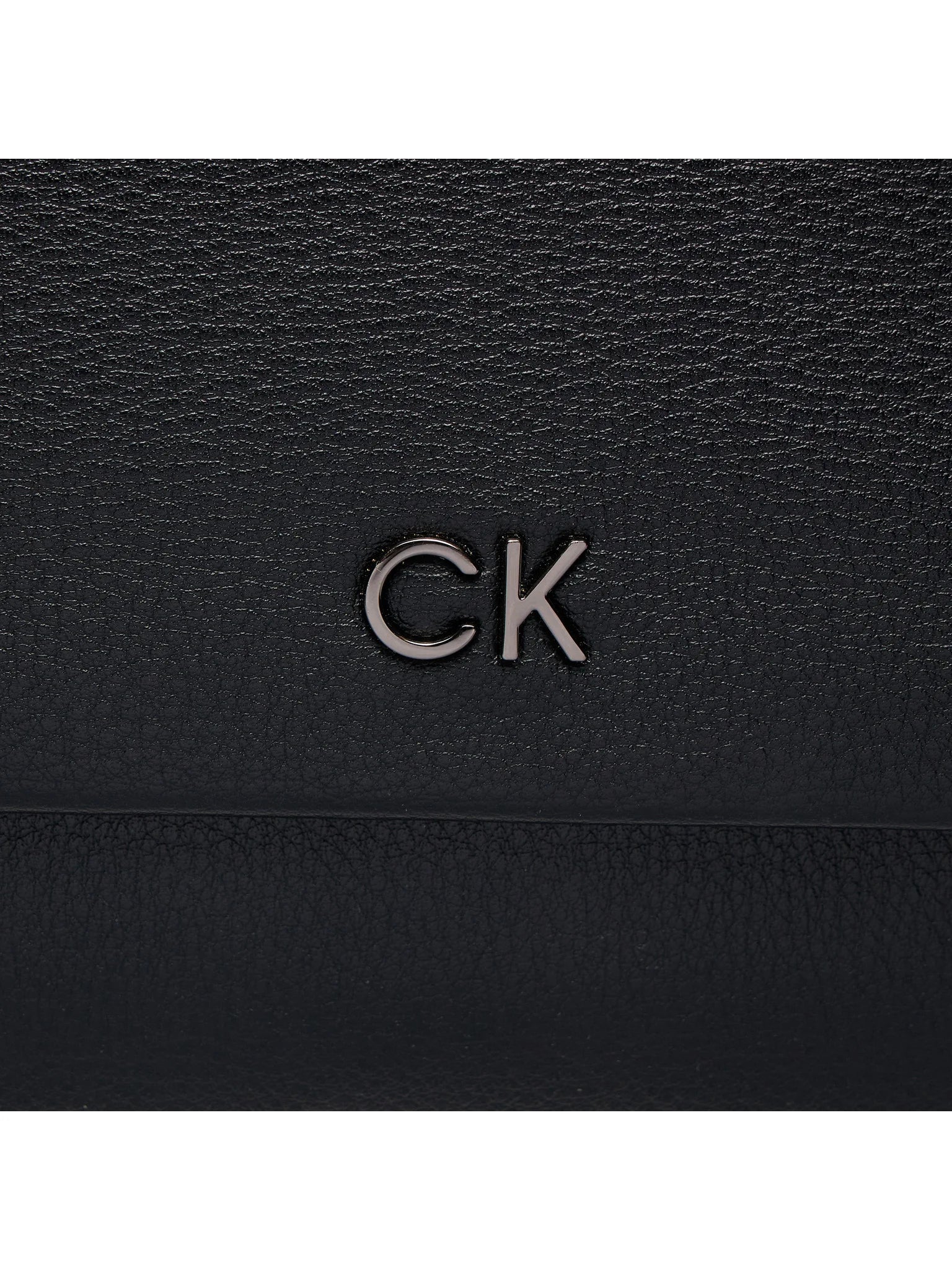 Ck Daily Shoulder Bag Pebble