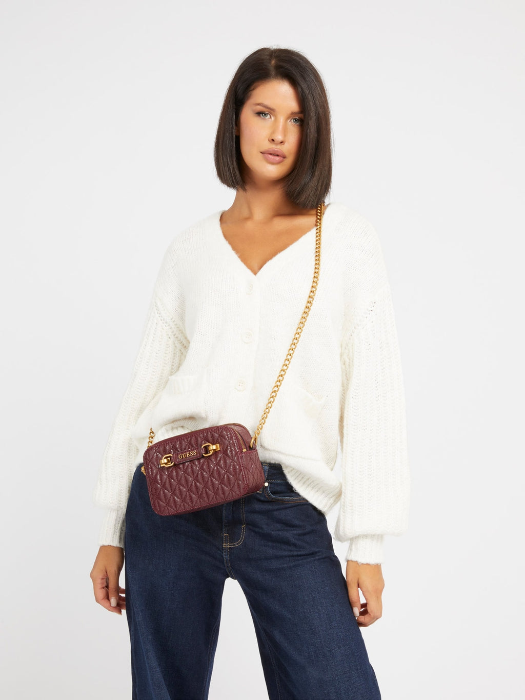 Aveta 4g logo crossbody