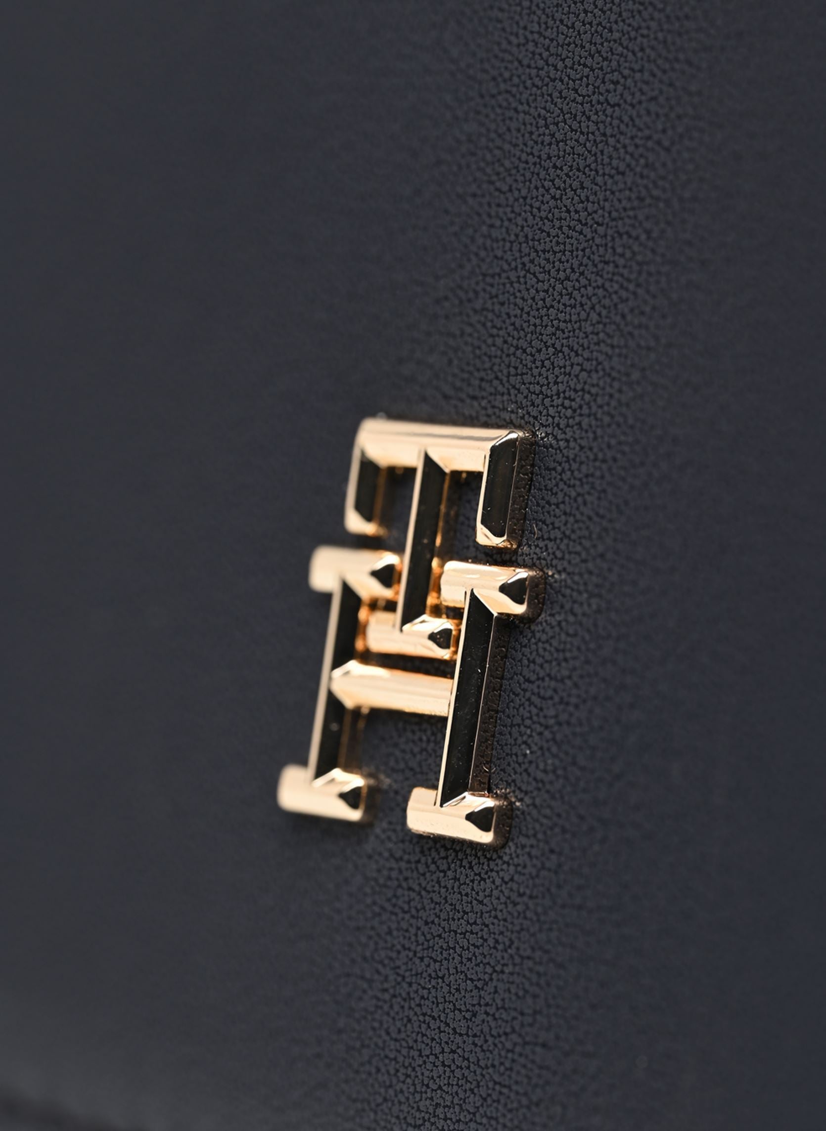 TH LOGOTAPE SADDLE BAG