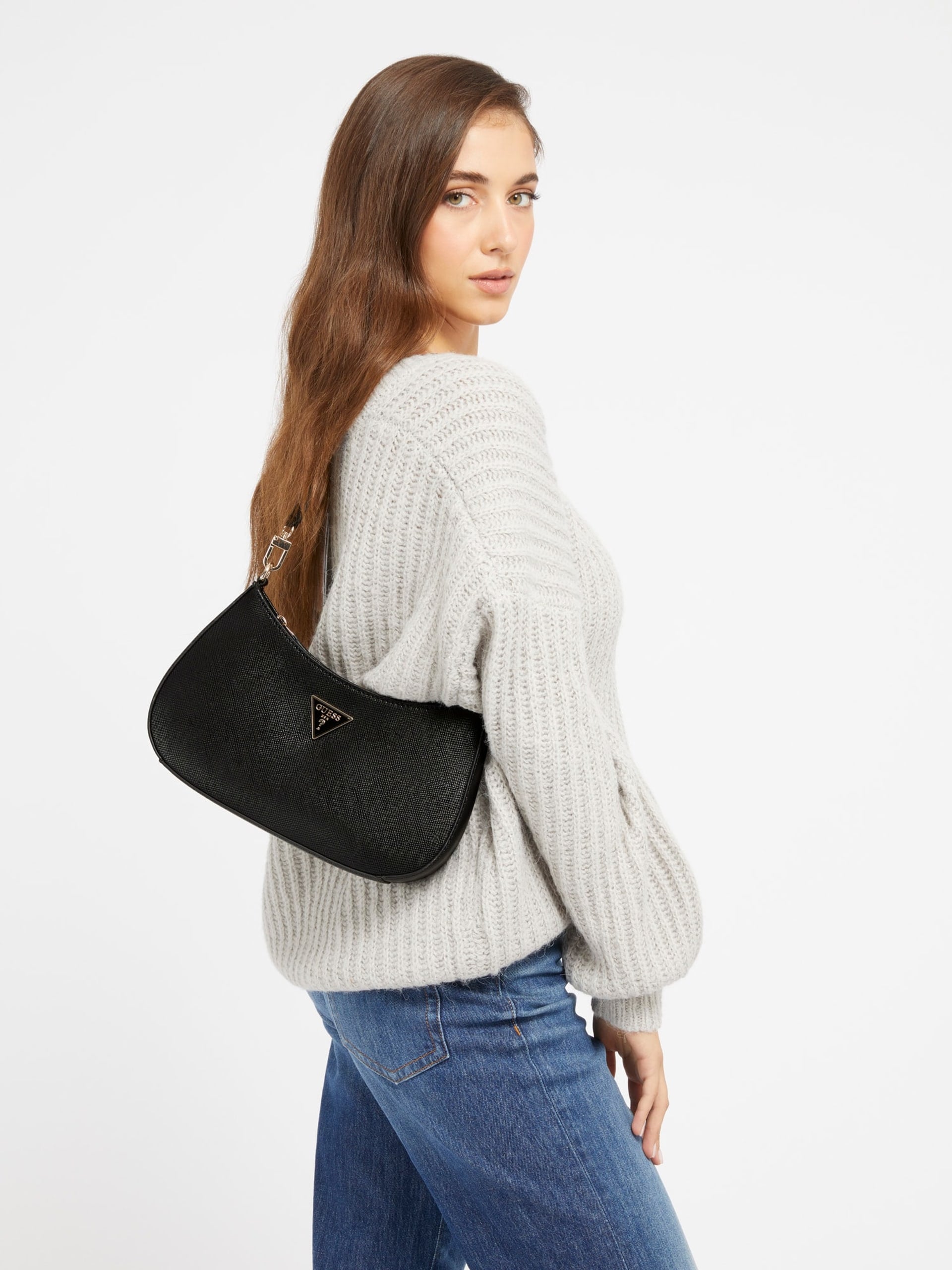 Noelle saffiano shoulder bag