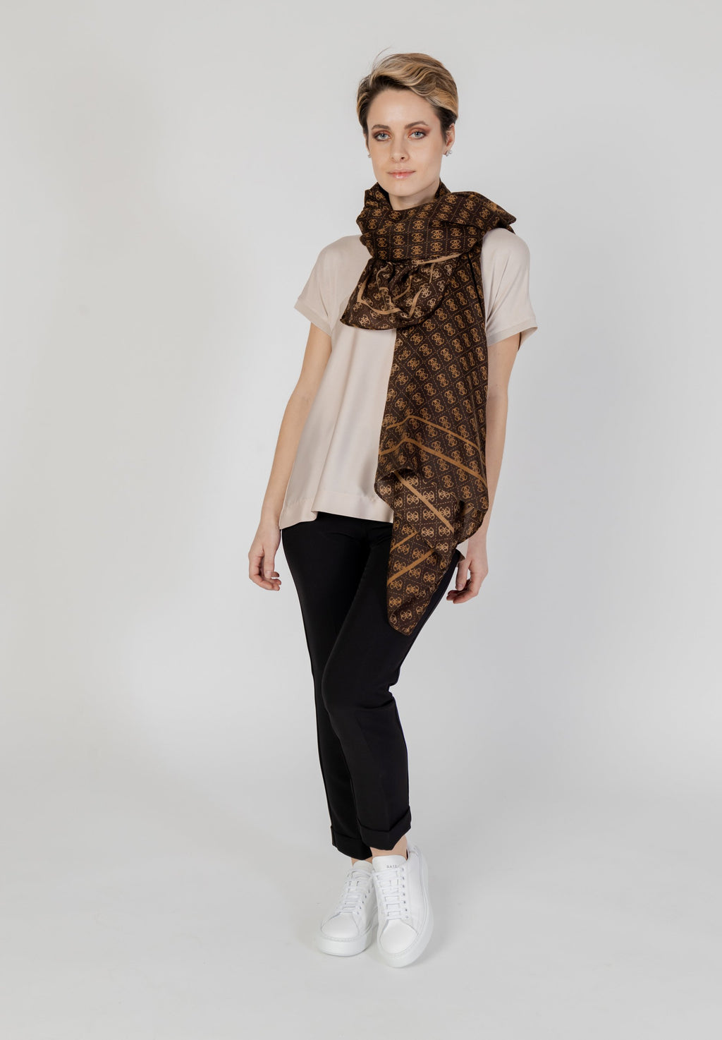 Guess foulard