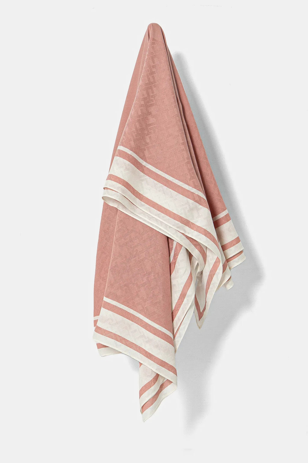 Tommy Hilfiger scarf