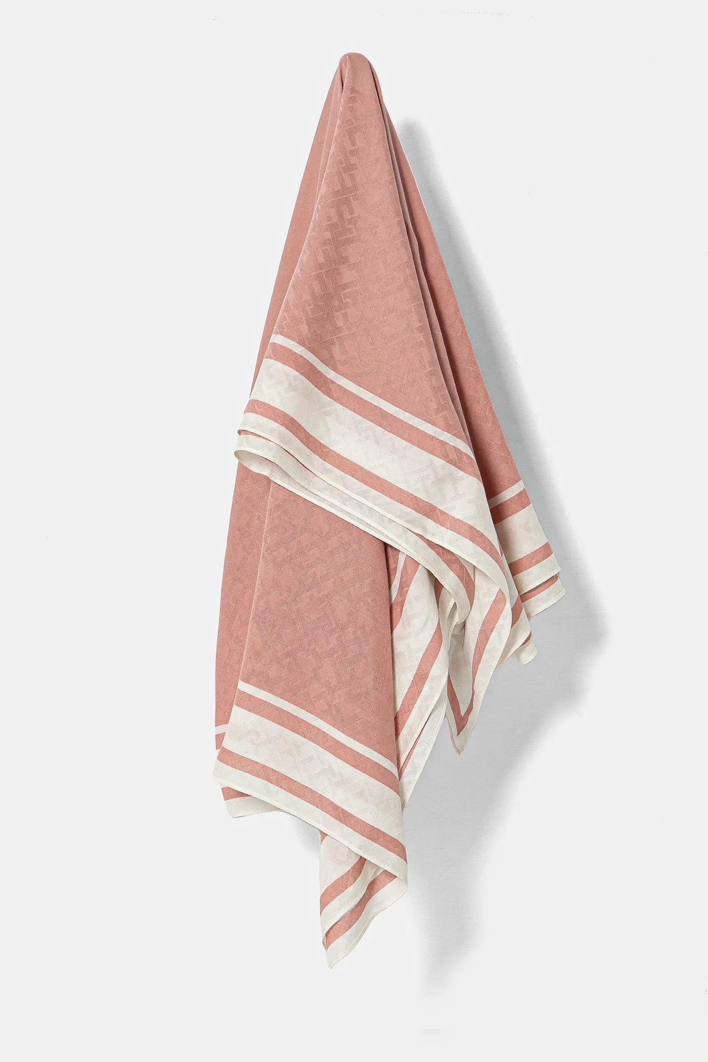 Tommy Hilfiger scarf