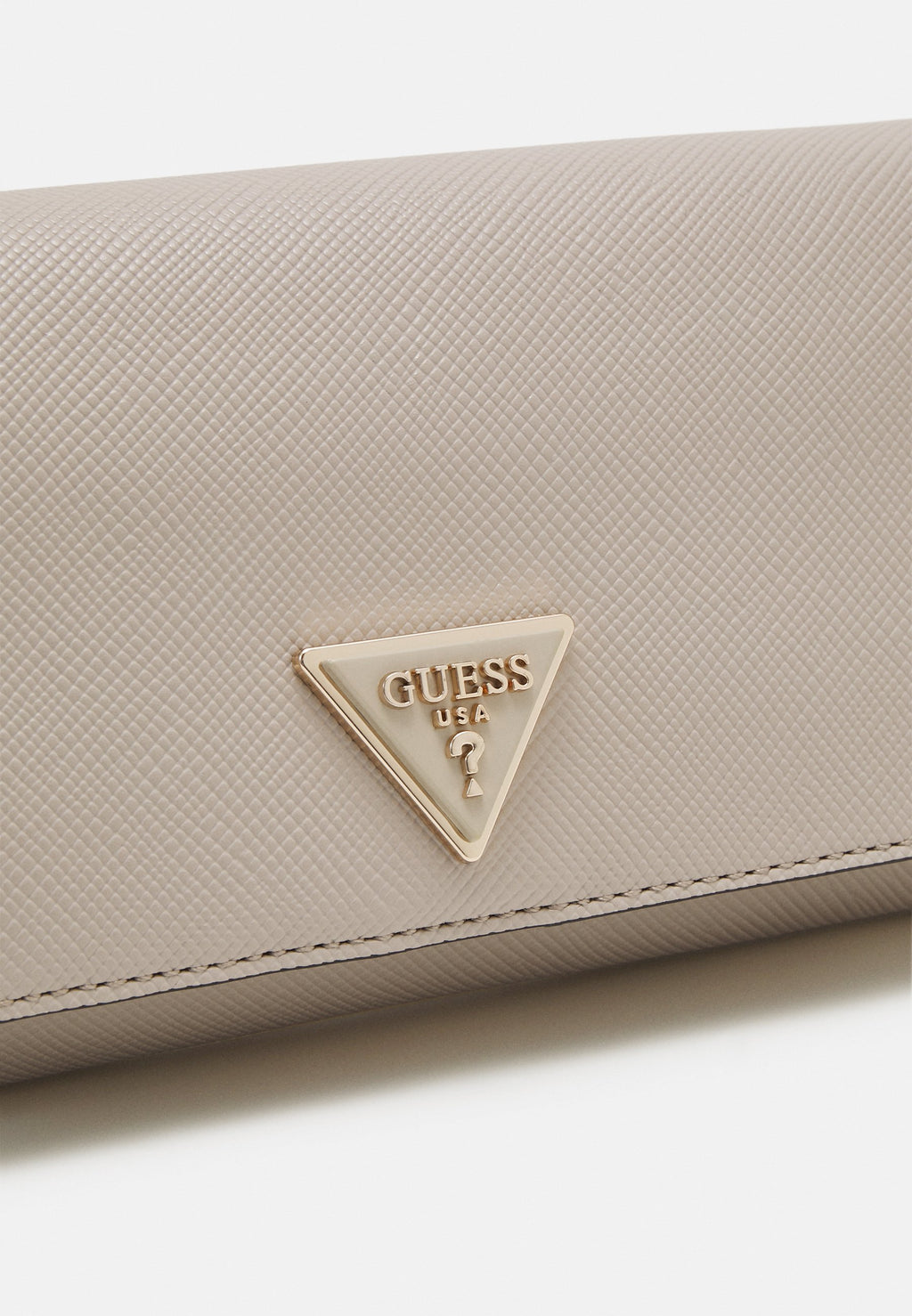 Noelle saffiano clutch bag