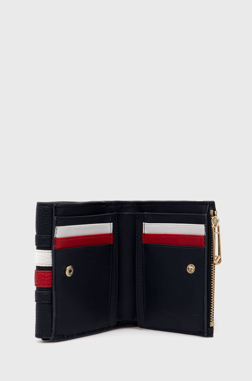 Tommy Hilfiger wallet