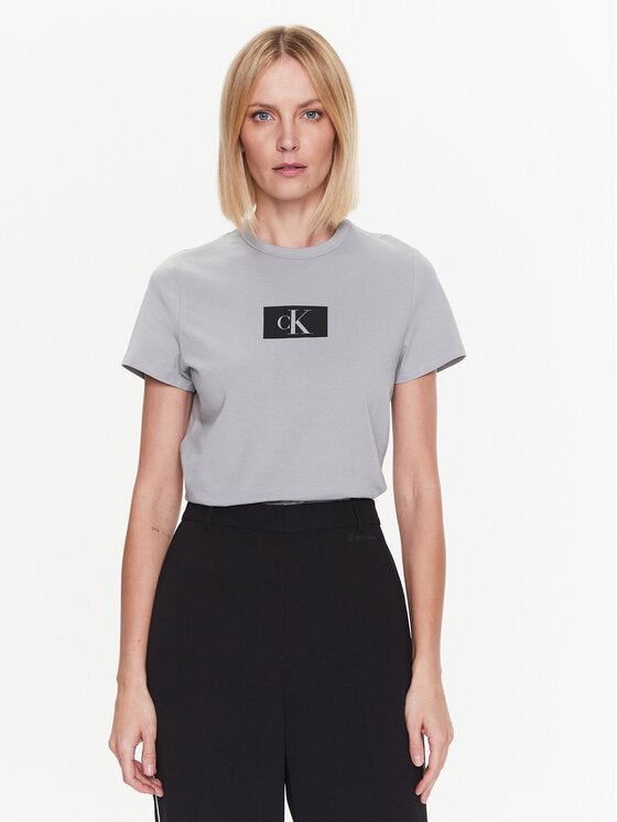 Calvin Klein T-Shirt